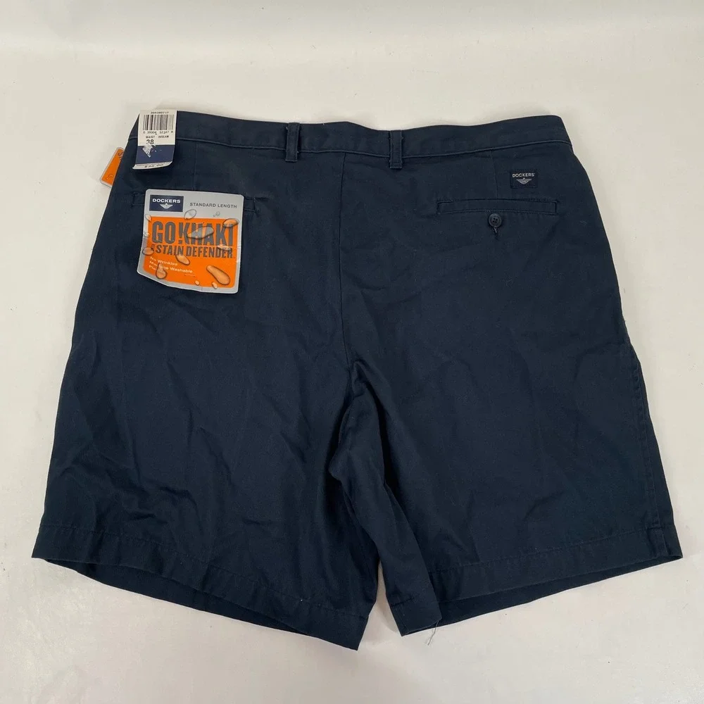 Dockers Mens Go Khaki Pleated Shorts Navy Blue Stain Defender Cotton Size 38 NWT